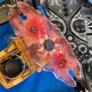 Red resin wine glass caddy
